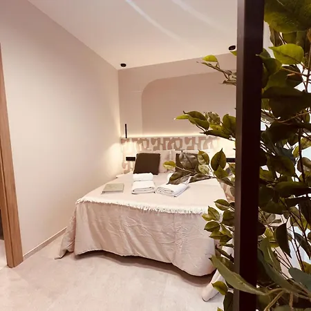 Apartment Sol13 3a 1 Hab, Wifi, Centrico Y Ac *